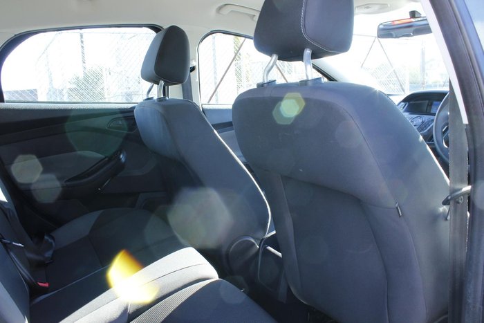2012 Ford Focus Ambiente LW Midnight Sky