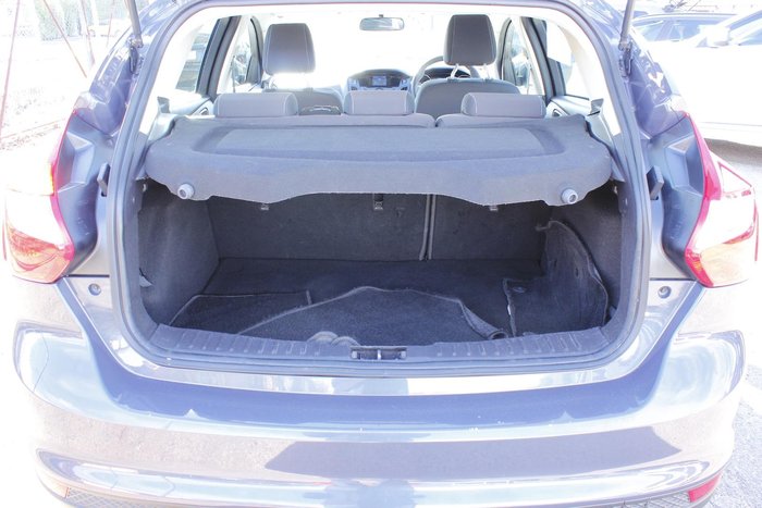 2012 Ford Focus Ambiente LW Midnight Sky