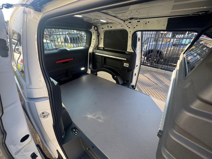 2025 Volkswagen ID. Buzz Cargo BEV550