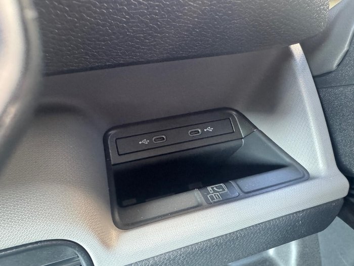 2025 Volkswagen ID. Buzz Cargo BEV550