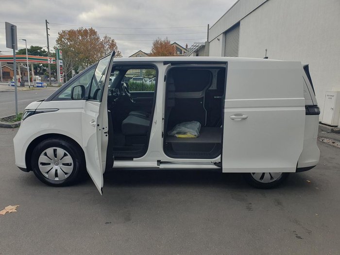2025 Volkswagen ID. Buzz Cargo BEV550
