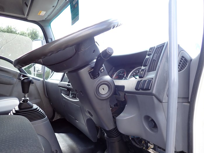 2014 ISUZU FSR 700 WHITE