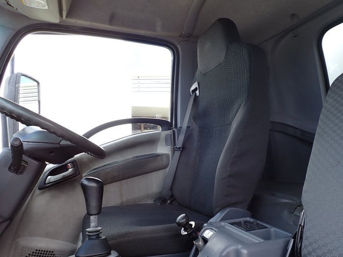 2014 ISUZU FSR 700 WHITE