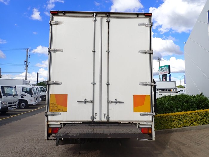 2014 ISUZU FSR 700 WHITE