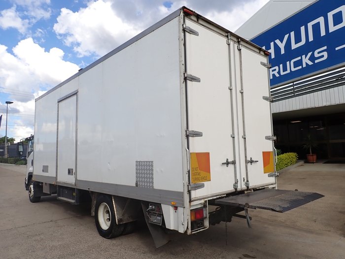 2014 ISUZU FSR 700 WHITE