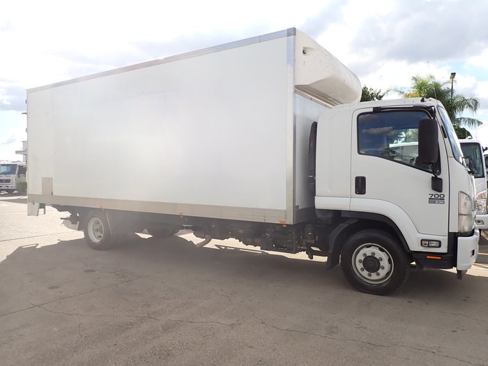 2014 ISUZU FSR 700 WHITE