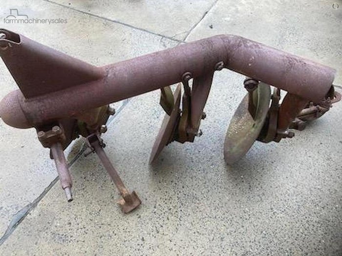 Massey Ferguson 3 Disc Plough