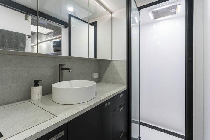 2025 Lotus Caravans Freelander 21'9