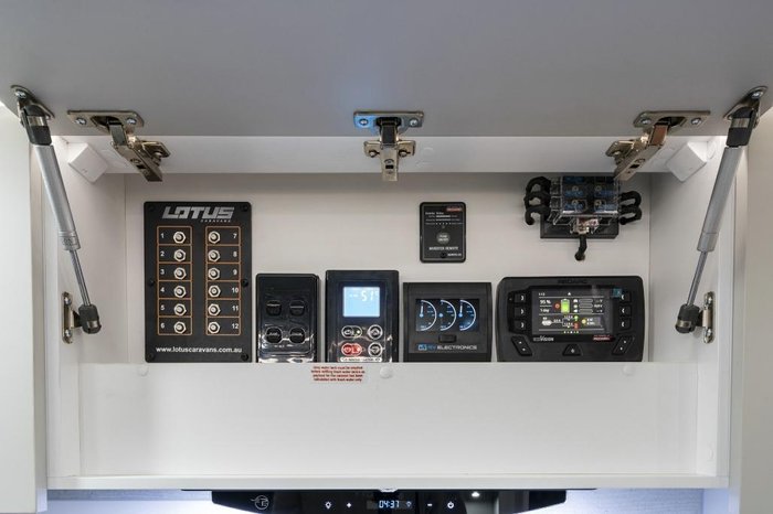 2025 Lotus Caravans Freelander 21'9