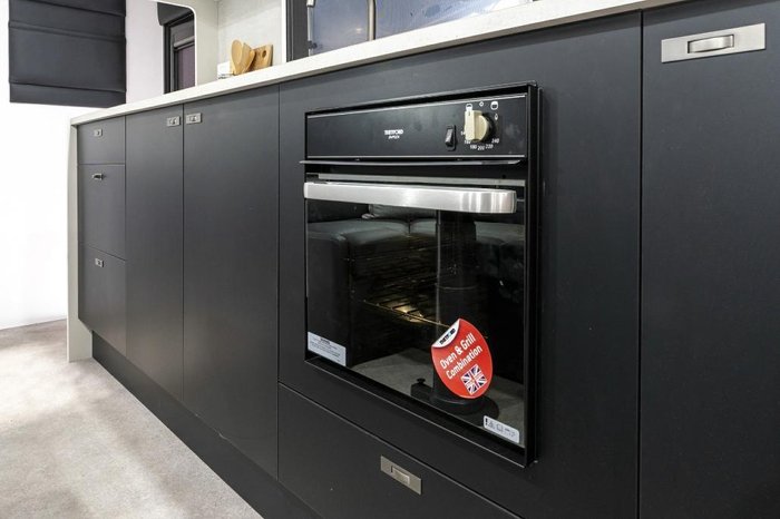 2025 Lotus Caravans Freelander 21'9