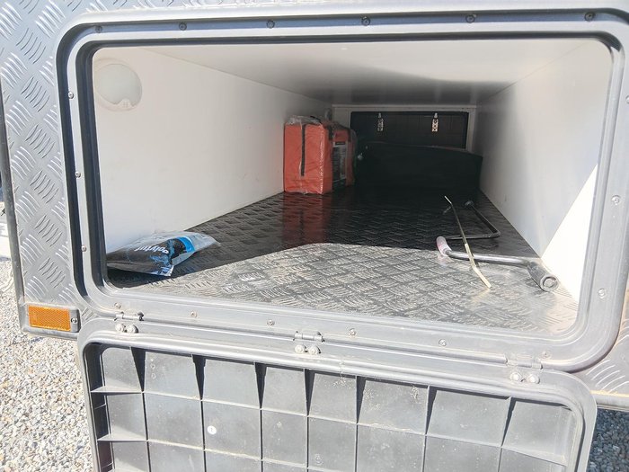 2023 Red Centre Newell Plus 226 Family Van Twin Bunk Type A