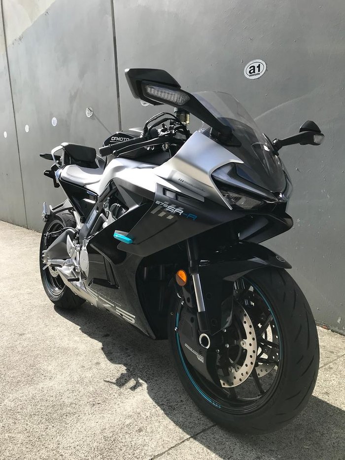 2025 CFMOTO 675SR-R