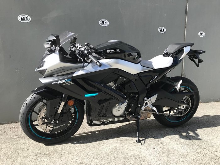 2025 CFMOTO 675SR-R