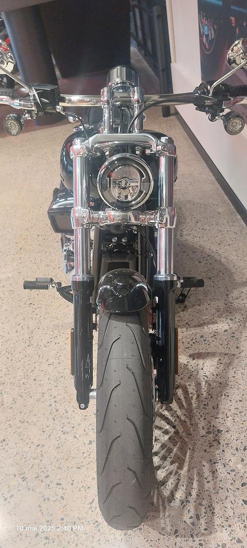 2025 Harley-Davidson Breakout 117 (FXBR) Softail Black