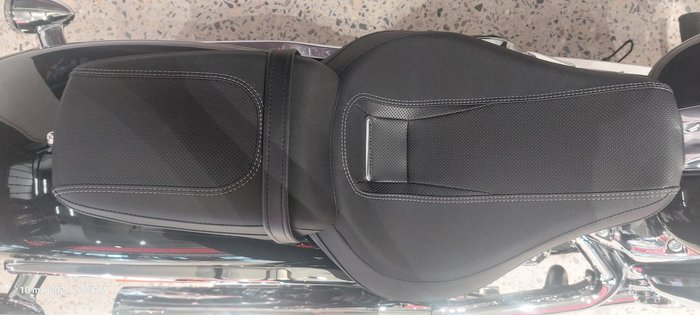 2025 Harley-Davidson Breakout 117 (FXBR) Softail Black