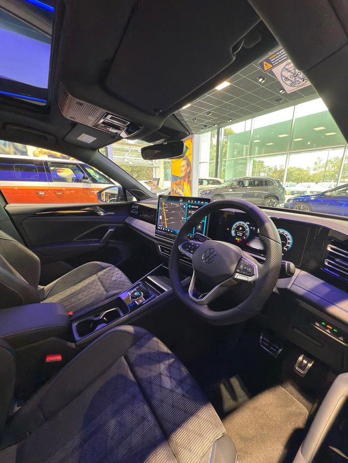 2025 Volkswagen Tiguan 150TSI R-Line