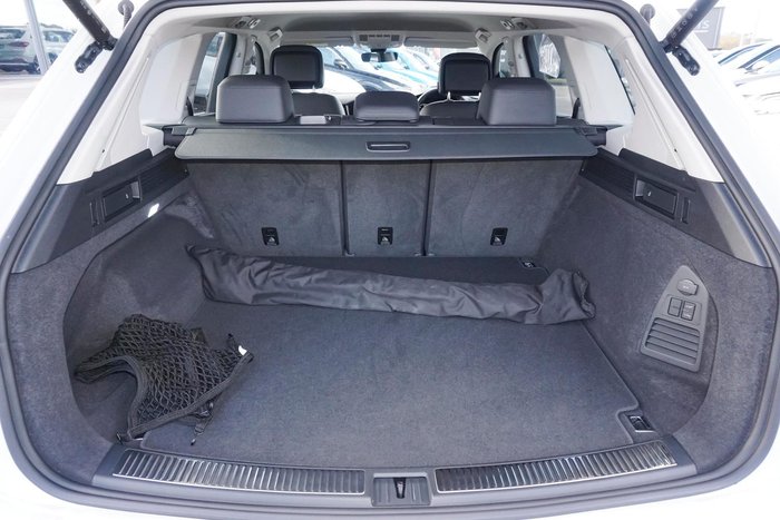 2023 Volkswagen Touareg 210TDI Elegance