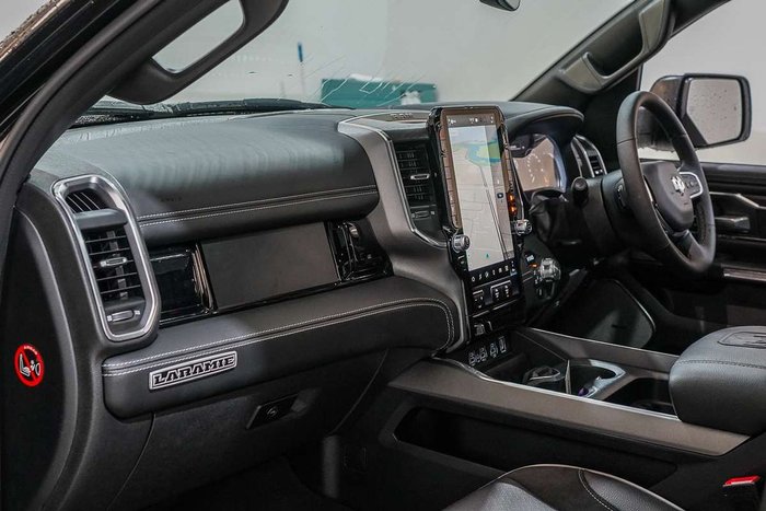 2025 RAM 1500 Laramie Sport Hurricane SO RamBox