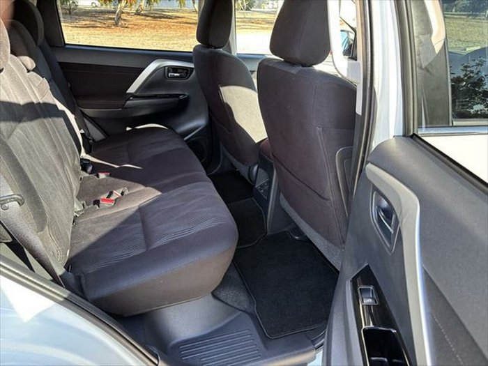 2024 Mitsubishi Pajero Sport GLS