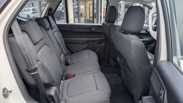 2024 Ford Everest Ambiente