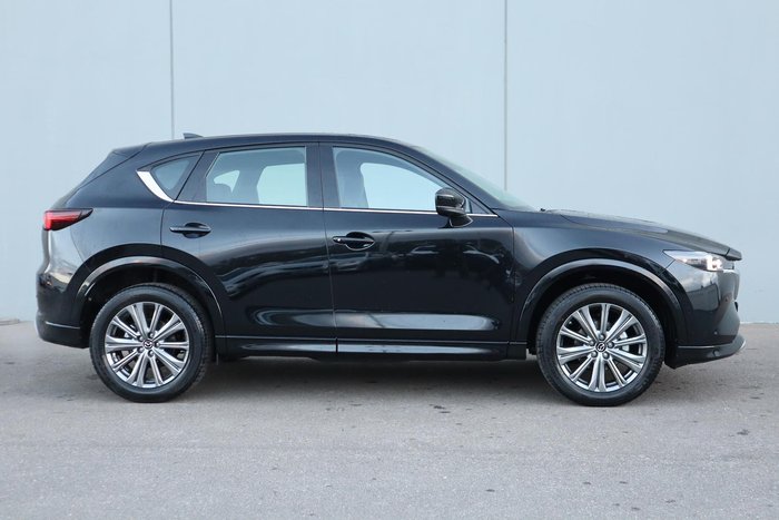 2025 Mazda CX-5 G25 Akera