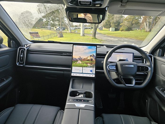 2025 Jaecoo J7 SHS Summit