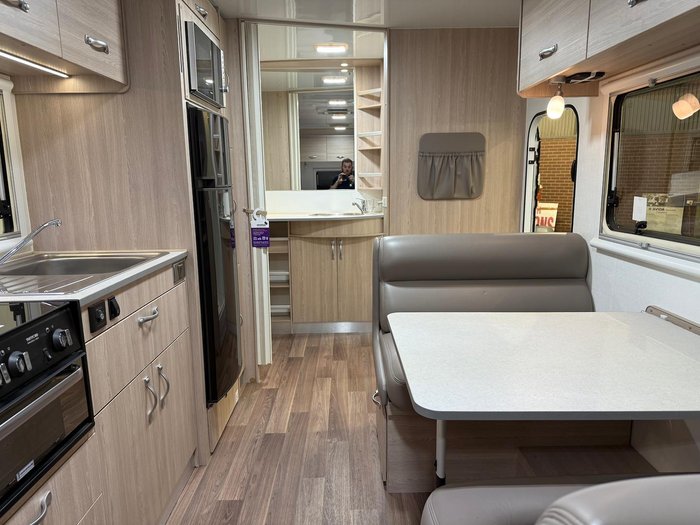 2017 Avida Emerald Cv6634qb Multi Terrain