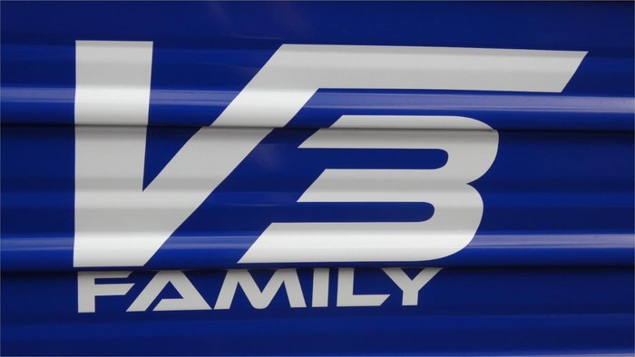 2025 Viscount V3 Family White