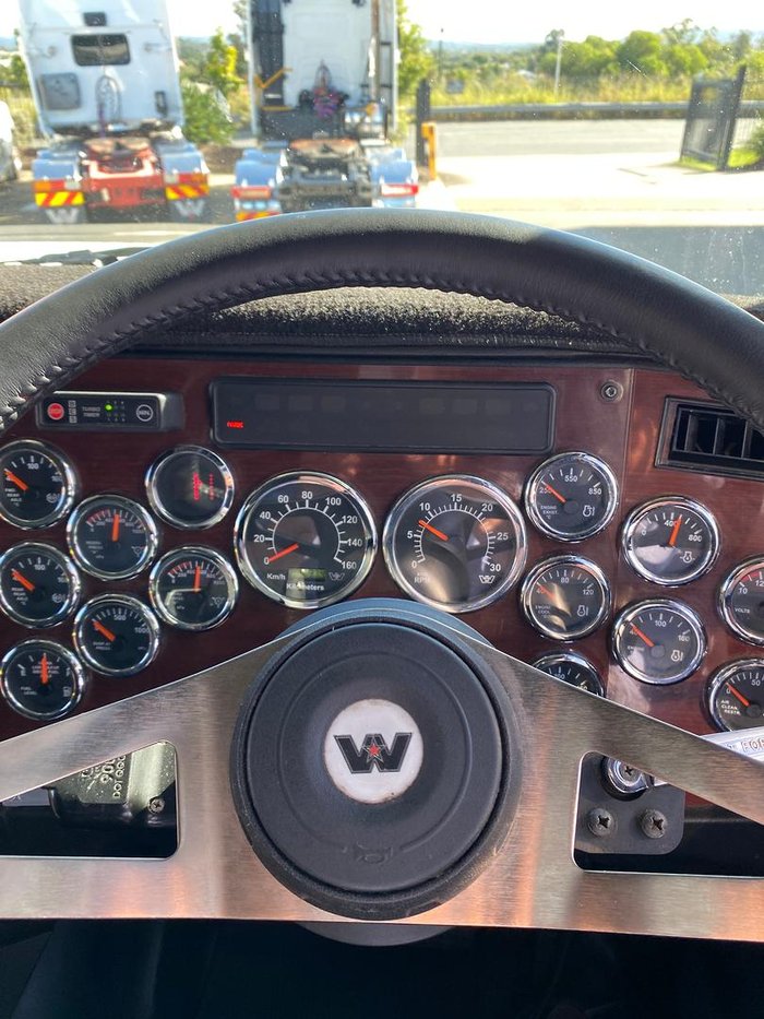 2017 Western Star 5800 Series White