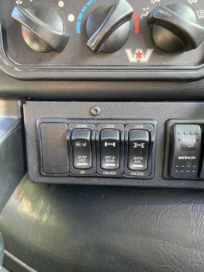 2017 Western Star 5800 Series White