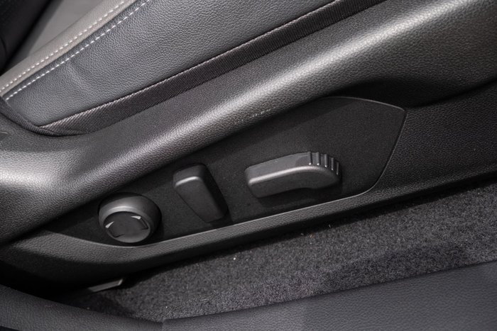 2025 Subaru Crosstrek 2.0S G6X MY24 AWD Crystal White