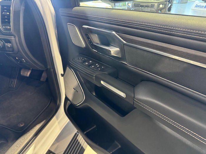 2025 RAM 1500 Laramie Sport Hurricane SO RamBox