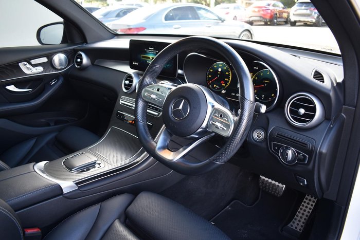 2021 Mercedes-Benz GLC-Class GLC300