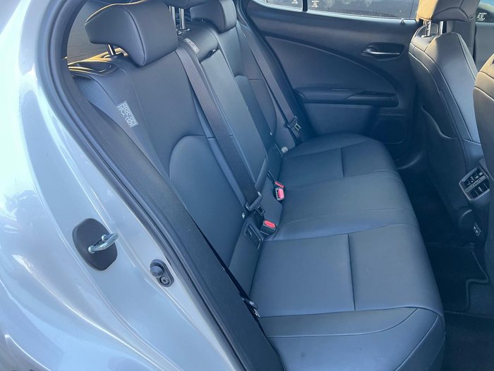 2023 Lexus UX 200 Luxury