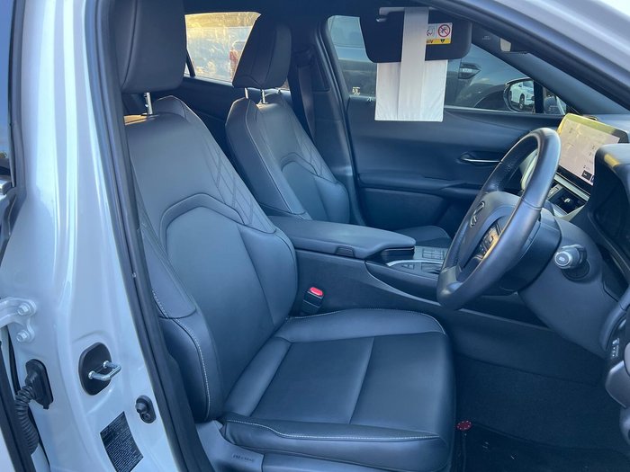 2023 Lexus UX 200 Luxury