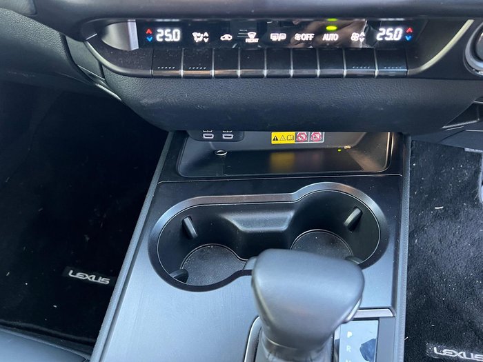 2023 Lexus UX 200 Luxury