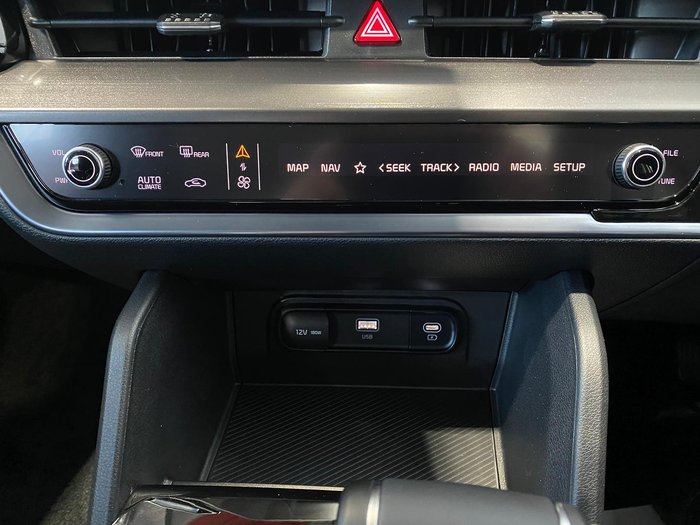 2025 Kia Sportage SX