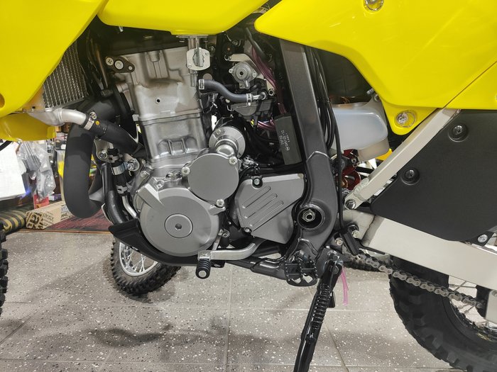 2025 SUZUKI DR-Z400E DUAL PURPOSE YELLOW