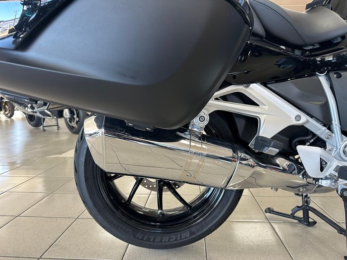 2024 BMW R 1250 RT Triple Black R 1250 Black