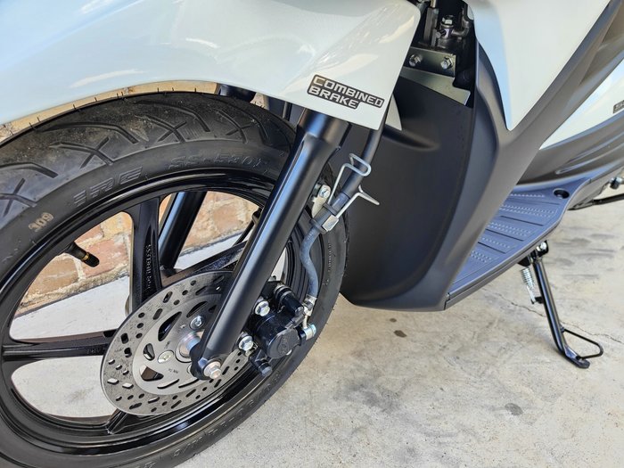 2025 SUZUKI ADDRESS 110 (UK110NE) SCOOTER WHITE