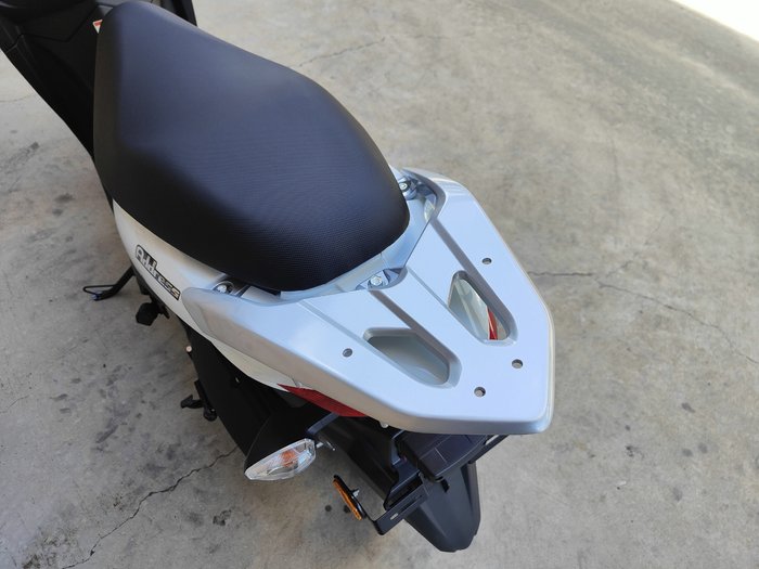 2025 SUZUKI ADDRESS 110 (UK110NE) SCOOTER WHITE