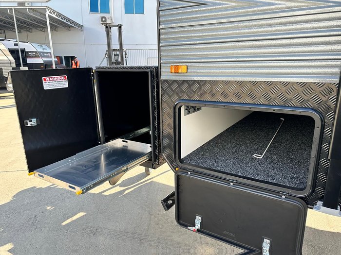2025 JB Caravans 22' Dirt Road Xtreme Bunk