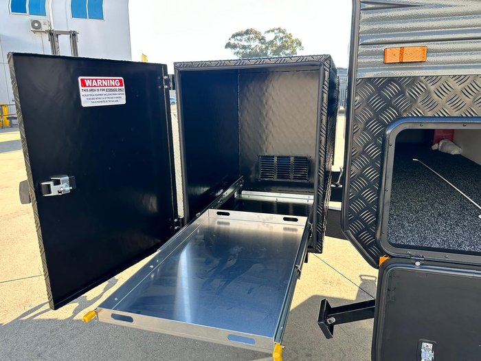 2025 JB Caravans 22' Dirt Road Xtreme Bunk