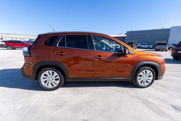 2023 Suzuki S-Cross GL+