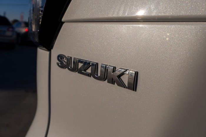 2023 Suzuki S-Cross GL+