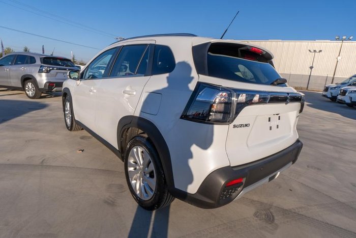 2023 Suzuki S-Cross GL+