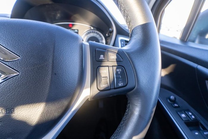 2023 Suzuki S-Cross GL+