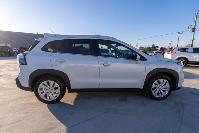 2023 Suzuki S-Cross GL+