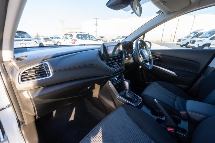 2023 Suzuki S-Cross GL+