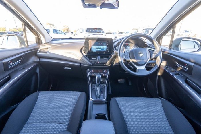 2023 Suzuki S-Cross GL+